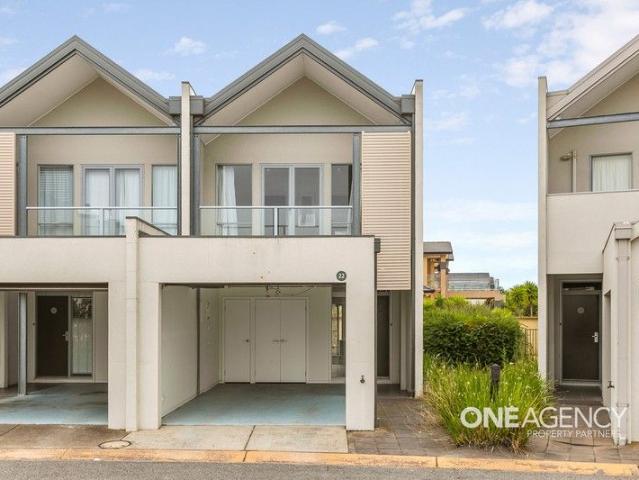 Townhouse for sale in Camerons Creek, Victoria
