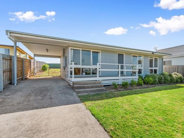 House for sale in Wurruk, Victoria