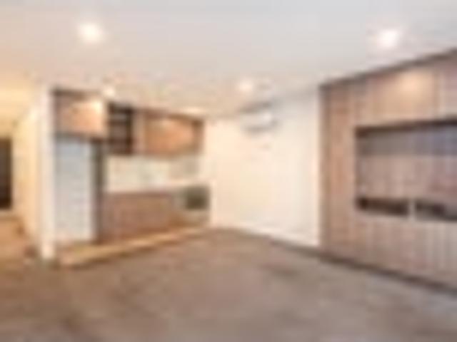 Apartment for sale in Heathcote, Canterbury