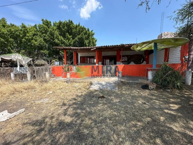 Local Comercial en venta en Cuitzeo, Michoacán