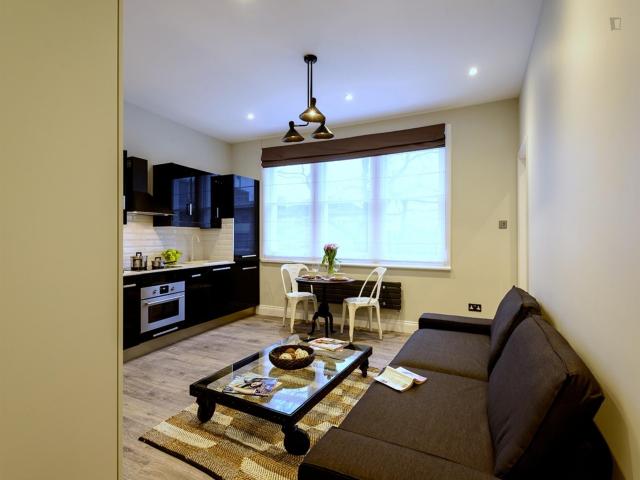 Apartment for rent in Kilburn, Greater London