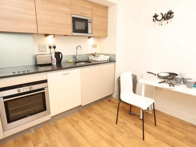 Room for rent in East Greenwich, Greater London