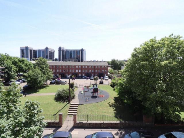 Room for rent in Isle Of Dogs, Greater London