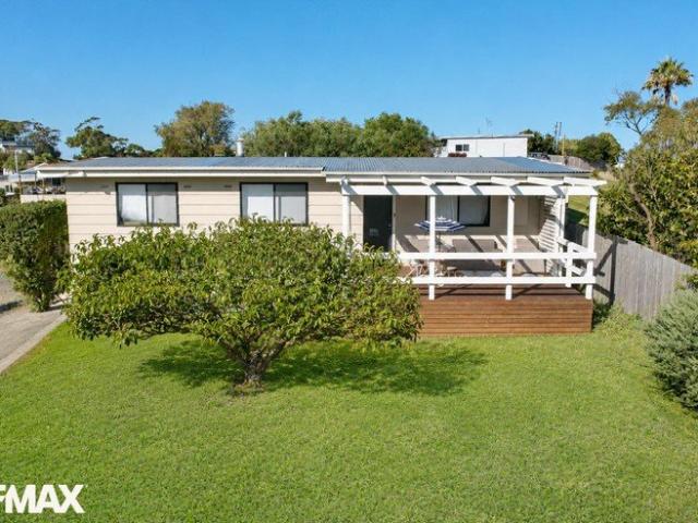 House for rent in Lakes Entrance, Victoria