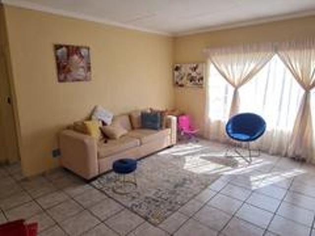 Townhouse for sale in Ekurhuleni, Gauteng