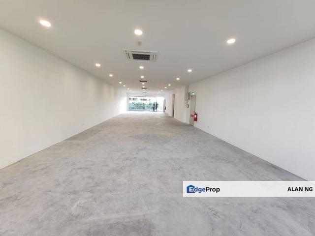 Shop for sale in Petaling, Subang Jaya