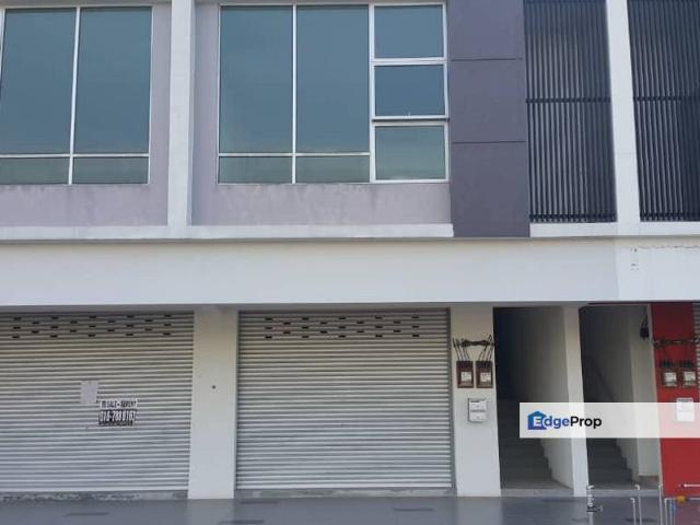 Shop for rent in Bukit Ledang, Johor