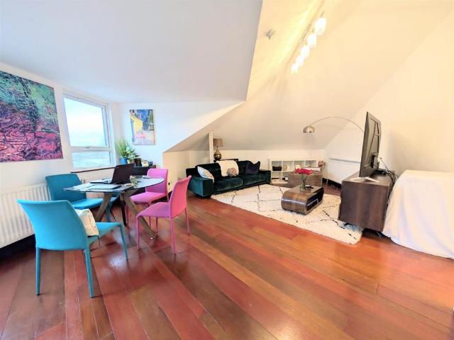 Apartment for rent in Slough