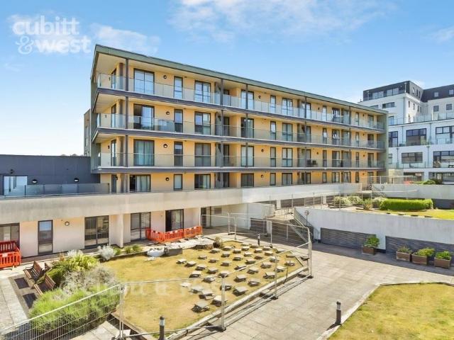 Apartment for rent in Saltdean, Brighton & Hove