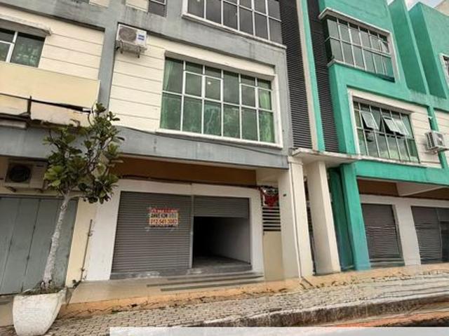 Shop for rent in Menglembu, Majlis Bandaraya Ipoh