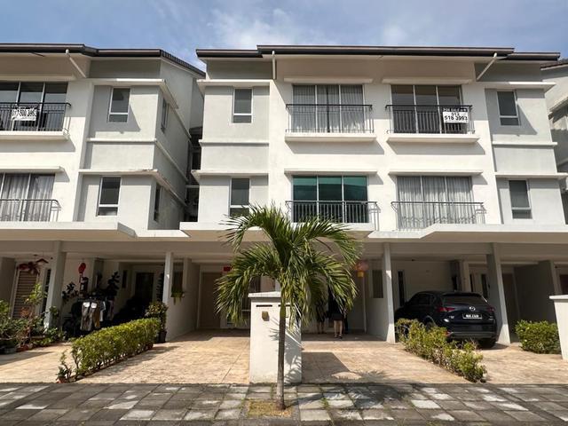 Townhouse for rent in Perak, Tanjong Ipoh