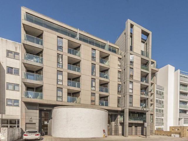 Apartment for rent in London Borough of Wandsworth, Greater London