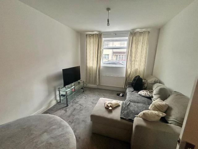 House for rent in Ferndale, Rodbourne