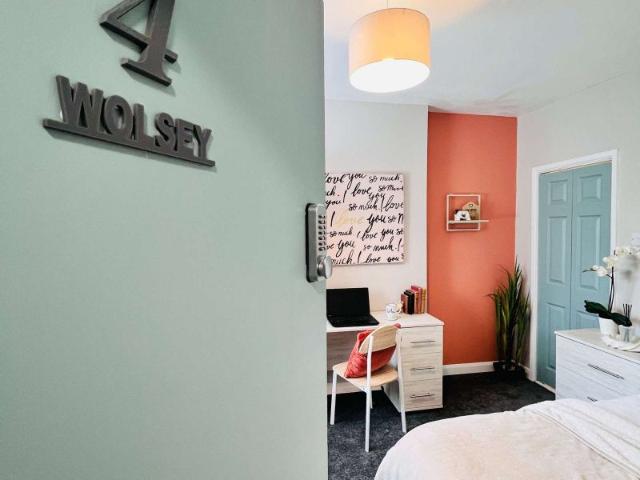 House for rent in California, Key Street