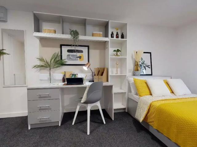 Apartment for rent in Saint Vincent's, Netherthorpe