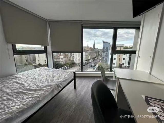 Studio for rent in Scotland