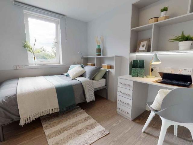 Apartment for rent in Woodhouse, West Yorkshire