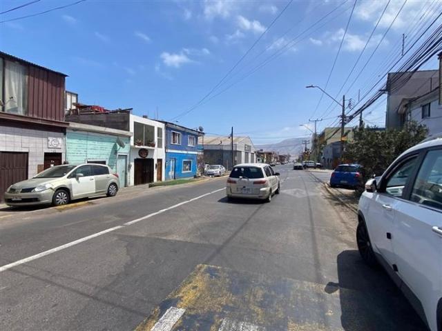 Iquique, Amunategui 49