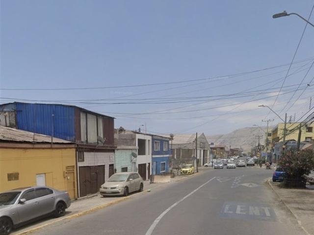 Iquique, Amunategui 49