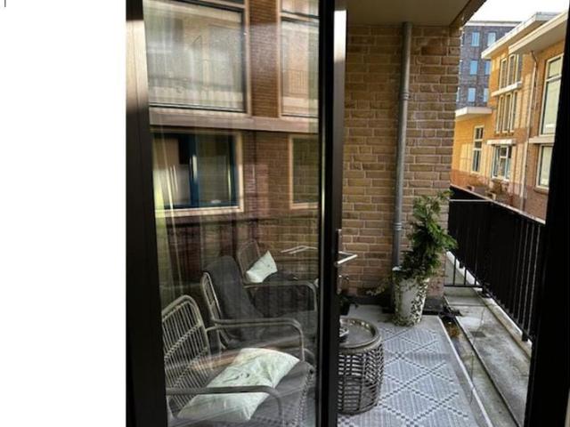 Appartement te huur in Strijp, Acht