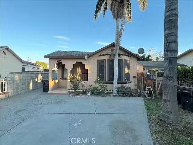 House for rent in Downey