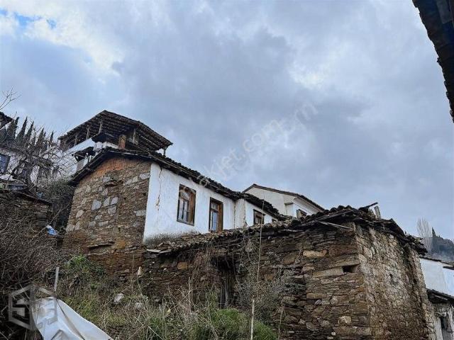 Şirince Mahallesi, Selçuk içerisinde satılık Villa