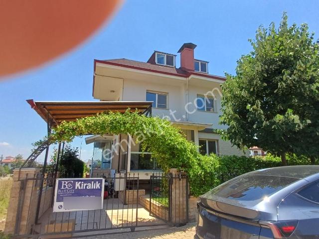 Denizli içerisinde kiralık Villa