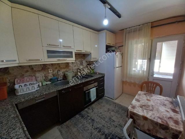 Buca, İzmir içerisinde satılık mülk