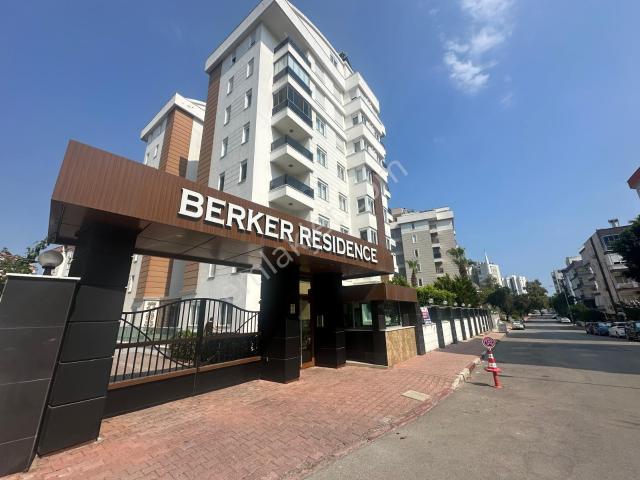 Antalya, Muratpaşa içerisinde satılık mülk