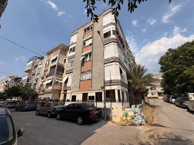Buca, İzmir içerisinde satılık mülk