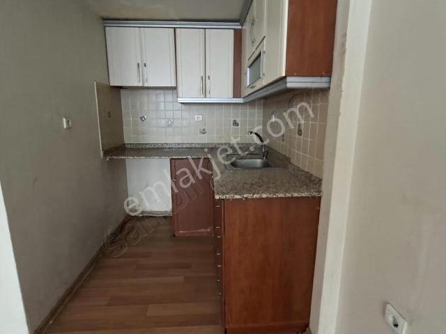 Buca, İzmir içerisinde kiralık mülk