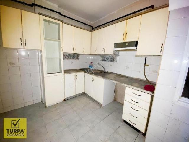 Buca, İzmir içerisinde kiralık mülk