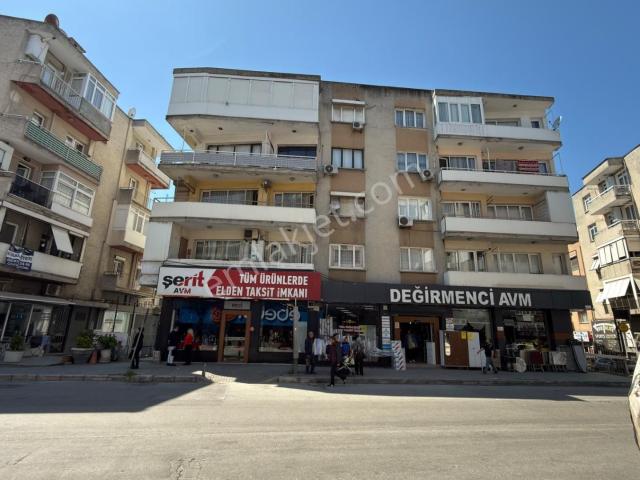 Buca, İzmir içerisinde satılık mülk