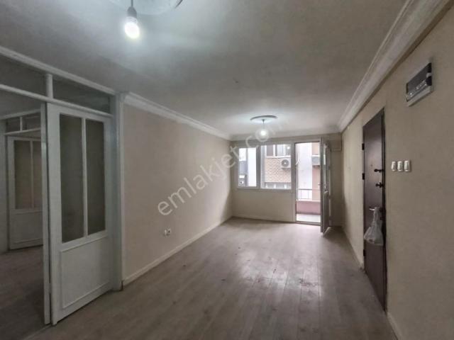 Buca, İzmir içerisinde kiralık mülk