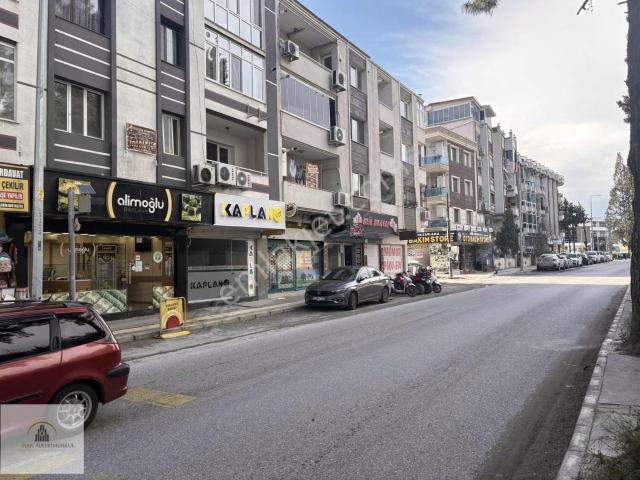 Buca, İzmir içerisinde satılık mülk