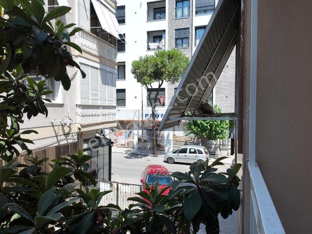 Buca, İzmir içerisinde satılık mülk