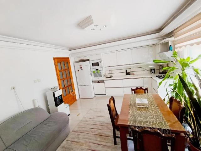 Buca, İzmir içerisinde satılık mülk