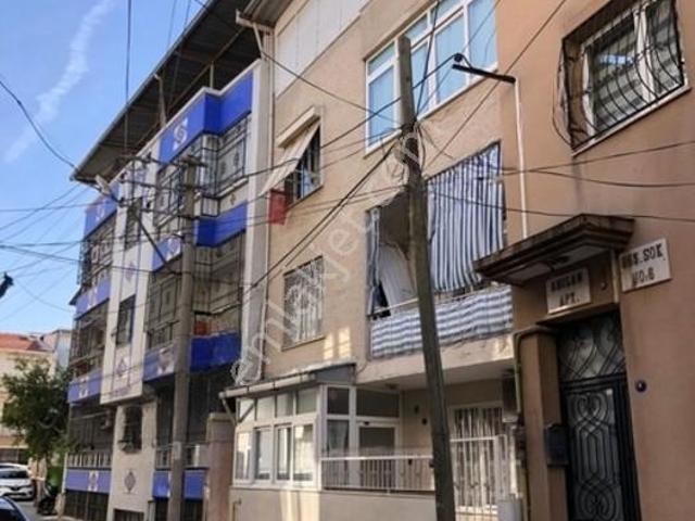 Buca, İzmir içerisinde satılık Bina