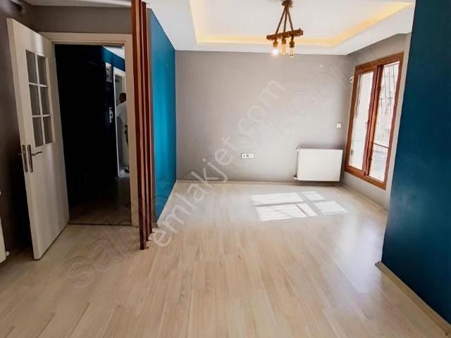 Buca, İzmir içerisinde kiralık mülk