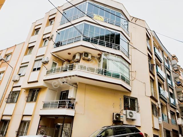 Buca, İzmir içerisinde kiralık mülk