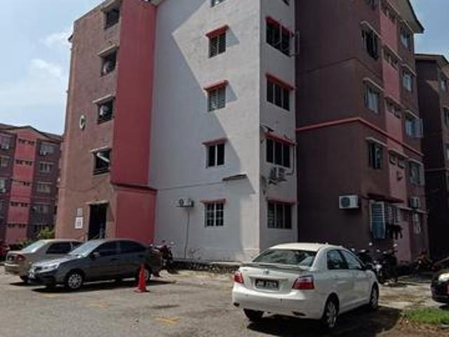 Apartment for sale in Sungai Buloh, Shah Alam