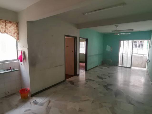 Apartment for sale in Country Heights Damansara, Kuala Lumpur