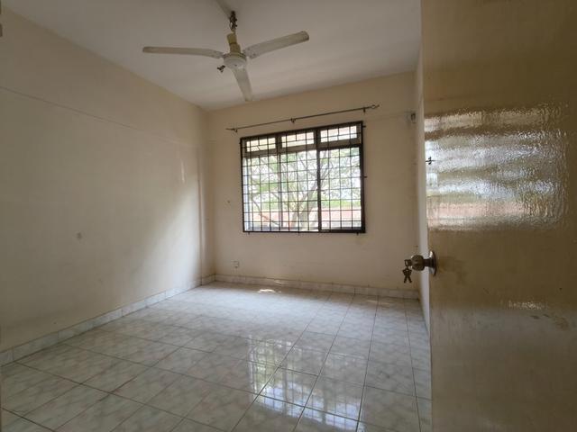Apartment for sale in Country Heights Damansara, Kuala Lumpur