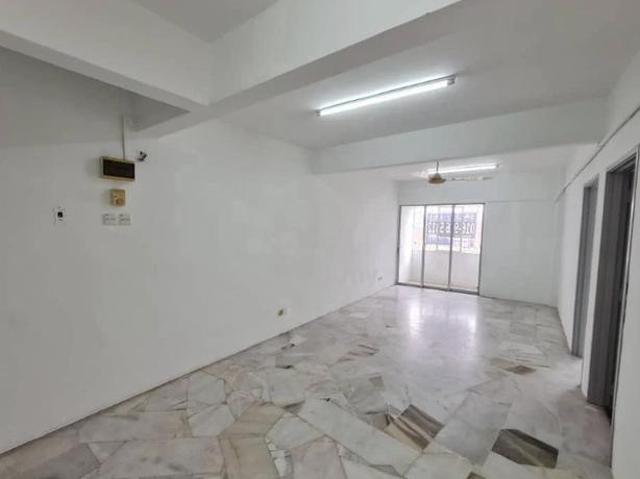 Apartment for sale in Country Heights Damansara, Kuala Lumpur