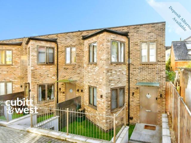 House for rent in Greater London