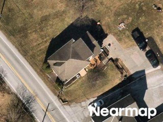 House for sale in New Oxford