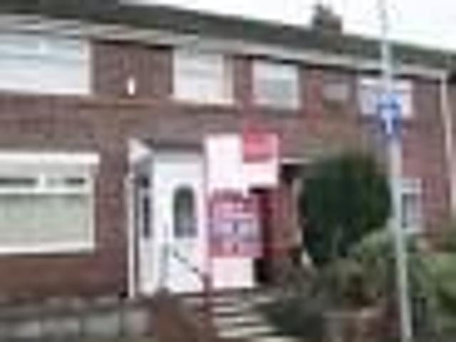 House for rent in Higher Irlam, Salford