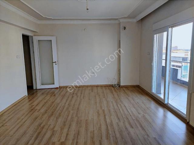 Gaziemir, İzmir içerisinde kiralık mülk