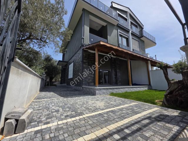 Edremit, Balikesir içerisinde satılık Villa