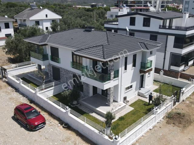 Edremit, Balikesir içerisinde satılık Villa